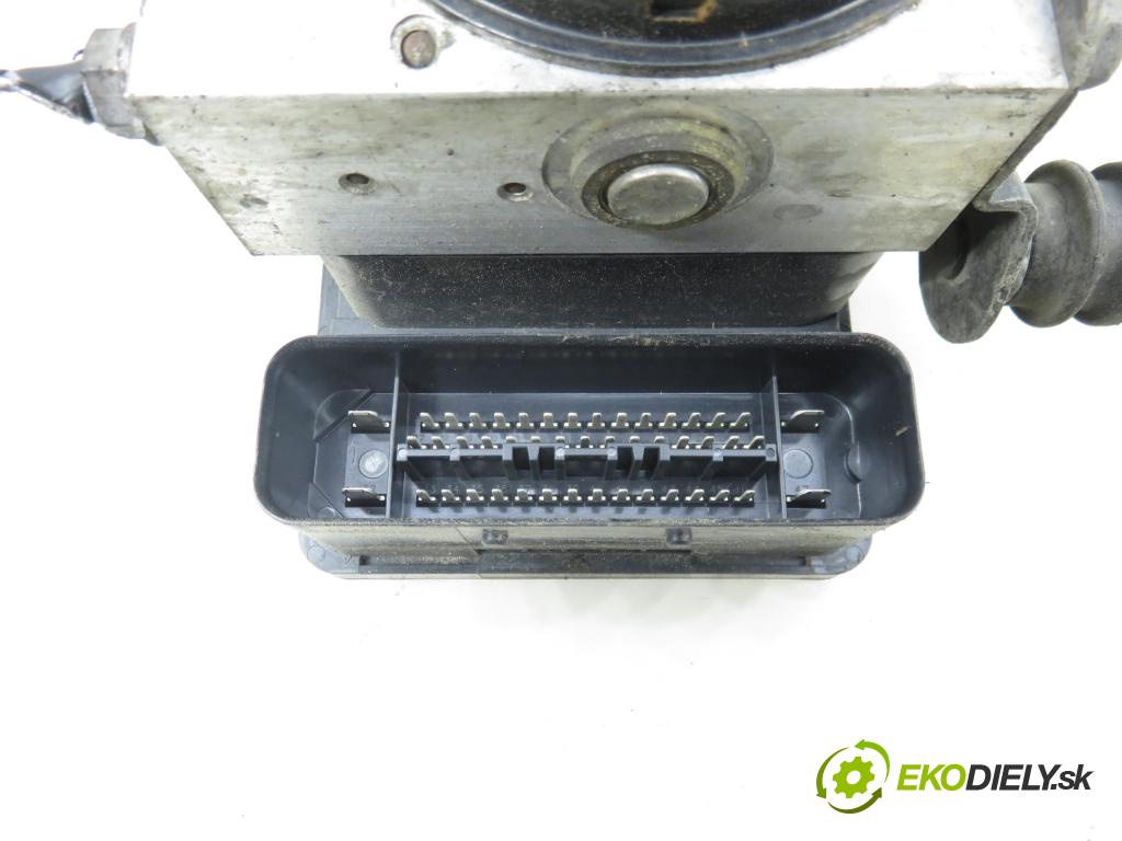 AUDI A3 (8P1) HB 2003 77,00 1.9 TDI PD 105 - BKC 1896,00 Pumpa ABS 1K0907379K ; 10096003483 (Pumpa ABS)