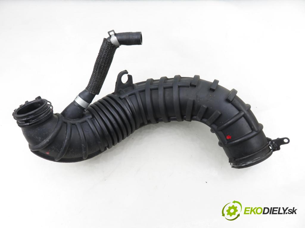 HYUNDAI i40 CW (VF) KOMBI 2012 100,00 1.7 CRDi 136 - D4FD 1685,00 Rúra prívodu vzduchu 281303Z300 ; 281383Z300