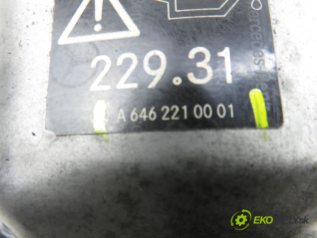 MERCEDES-BENZ KLASA C T-Model (S203) KOMBI 2005 90,00 C 200 CDI (203.207) 122 - OM 646.962 2148,00 kryt Ventilů 6462210001