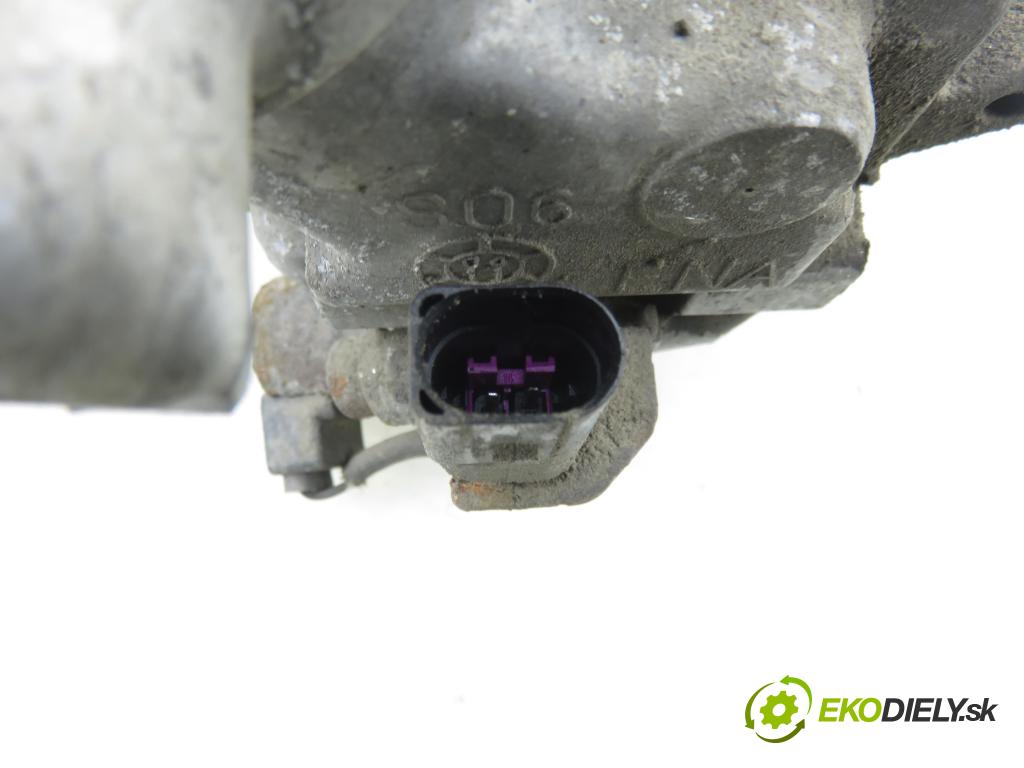 SKODA FABIA I (6Y2) HB 2005 55,00 1.4 16V - BKY 1390,00 KOMPRESOR: klimatizace 6Q0820803R (Kompresor klimatizace)