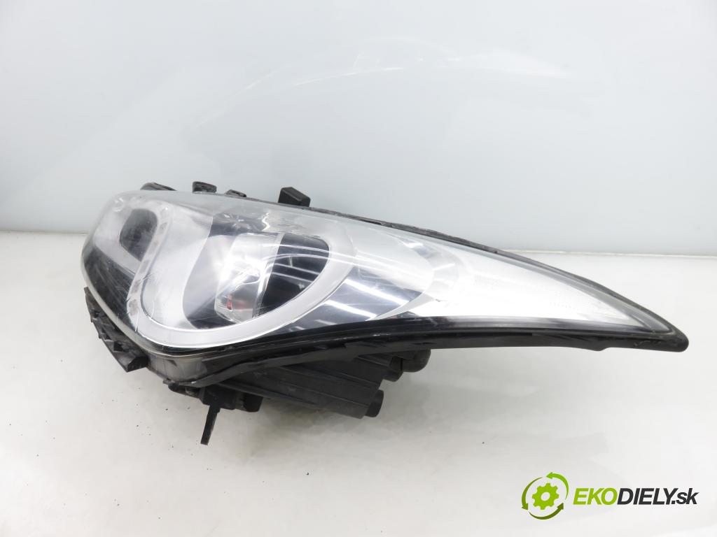 HYUNDAI i40 CW (VF) KOMBI 2012 100,00 1.7 CRDi 136 - D4FD 1685,00 Svetlo LP