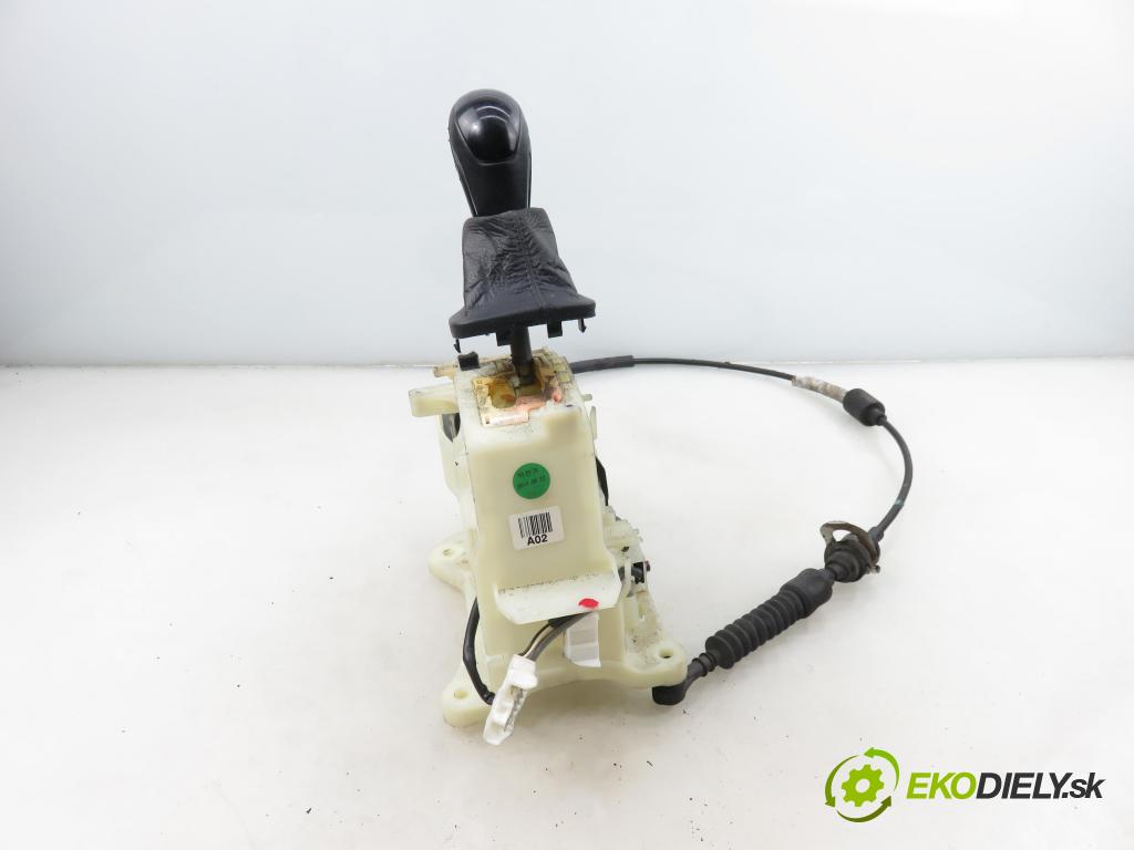 HYUNDAI i40 CW (VF) KOMBI 2012 100,00 1.7 CRDi 136 - D4FD 1685,00 ZVEDÁK: