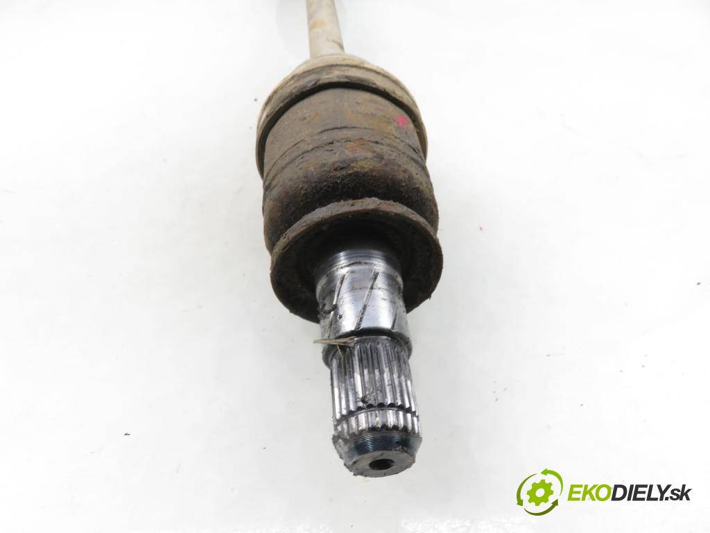 SUBARU IMPREZA kombi (GG) KOMBI 2005 123,00 2.5 167 2457,00 Poloos pravé zadné