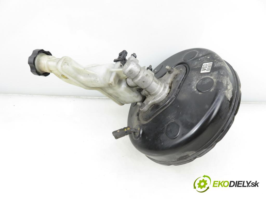 HYUNDAI i40 CW (VF) KOMBI 2012 100,00 1.7 CRDi 136 - D4FD 1685,00 posilovač 585003Z100 ; 591103Z100 ; 1106270465C (Servočerpadlo)