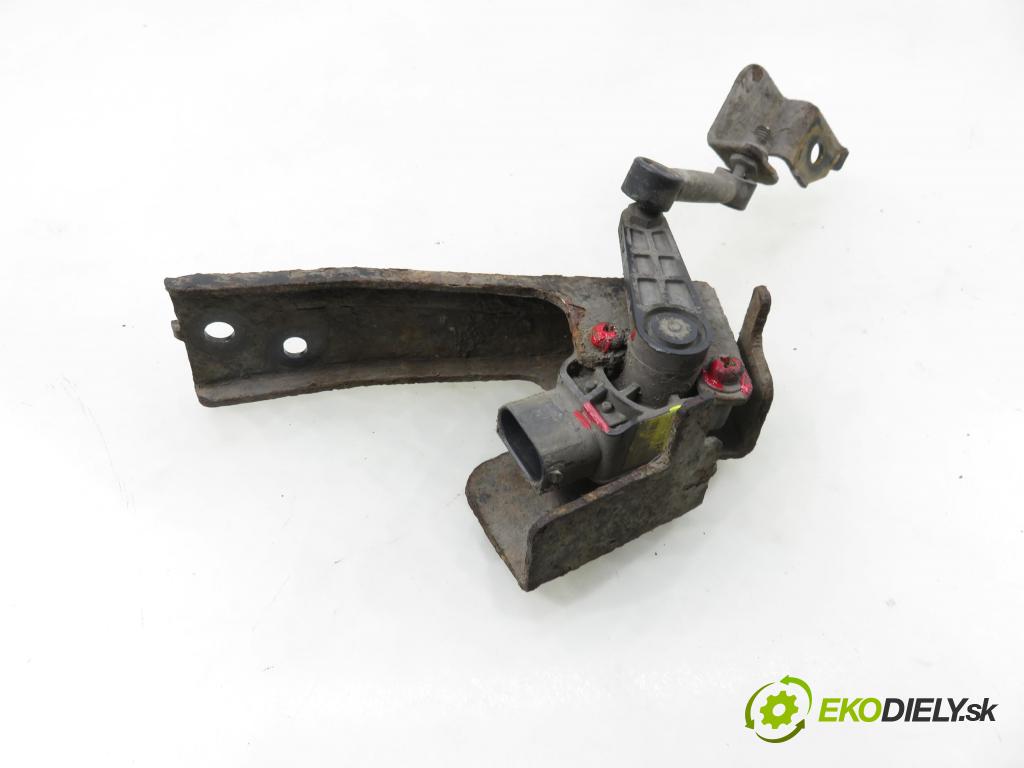 HYUNDAI i40 CW (VF) KOMBI 2012 100,00 1.7 CRDi 136 - D4FD 1685,00 snímač polohy XENON 921903Z000