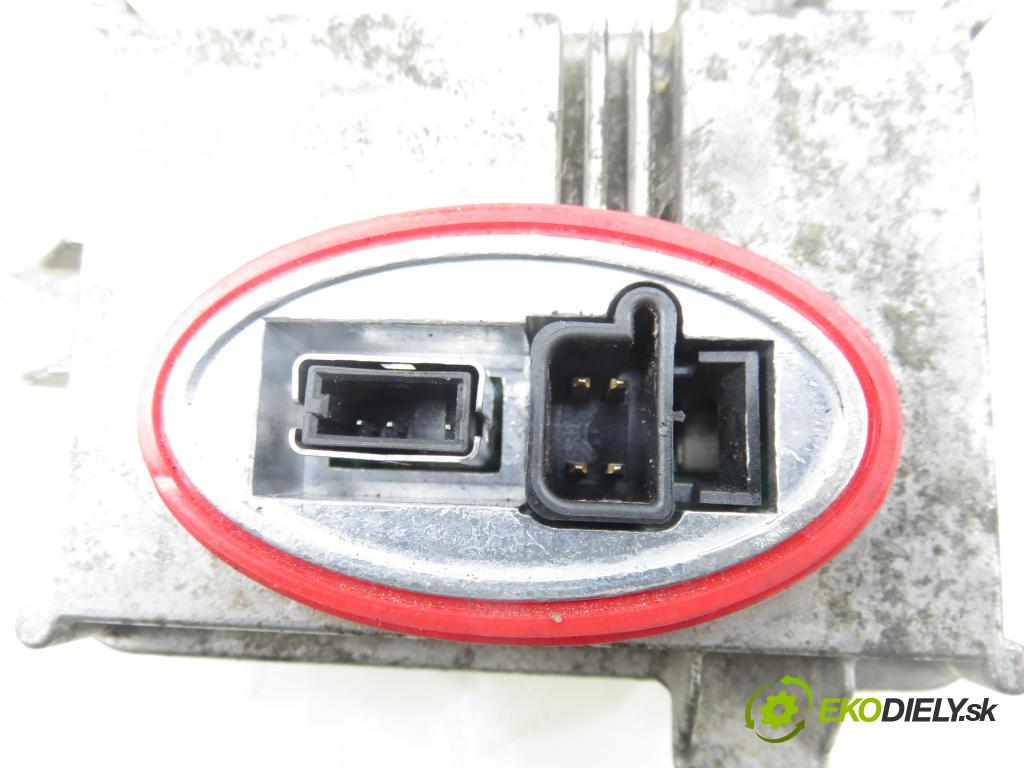 HYUNDAI i40 CW (VF) KOMBI 2012 100,00 1.7 CRDi 136 - D4FD 1685,00 Menič xenonová 3Z92101700