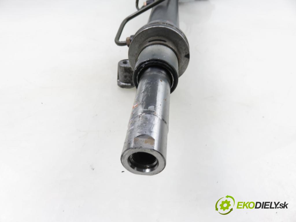 VW PASSAT B5.5 Variant (3B6) KOMBI 2003 96,00 1.9 TDI PD 130 - AVF 1896,00 Riadenie ZE riadením 8D1422074C