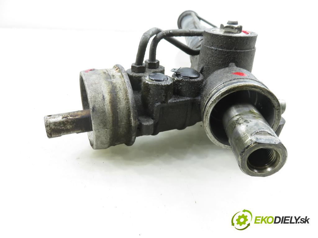 AUDI A4 (8D2, B5) KOMBI 1998 81,00 1.9 TDI 110 - AFN 1896,00 řízení ZE posilovačem 8D1422065J