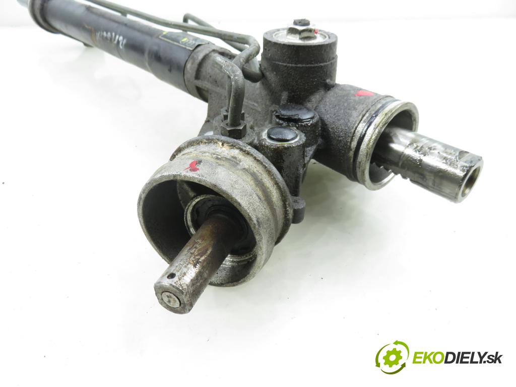 AUDI A4 (8D2, B5) KOMBI 1998 81,00 1.9 TDI 110 - AFN 1896,00 řízení ZE posilovačem 8D1422065J