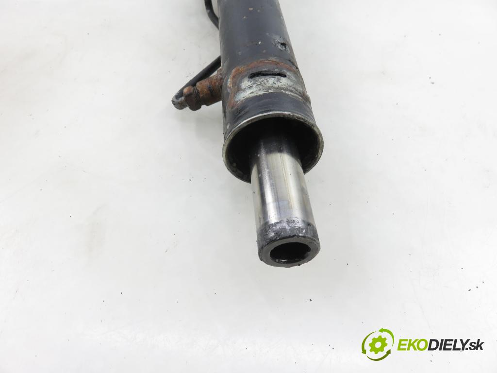 VW GOLF III Variant (1H5) KOMBI 1997 55,00 1.8 - ANN 1781,00 Riadenie ZE riadením 1H1422055