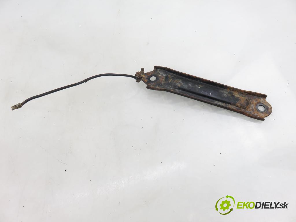 SUZUKI SWIFT III (MZ, EZ) HB 2006 68,00 1.3 4x4 (RS 413) - M13A 1328,00 Riadenie ZE riadením 63J8 ; 3872063J10 ; Q1T23882M