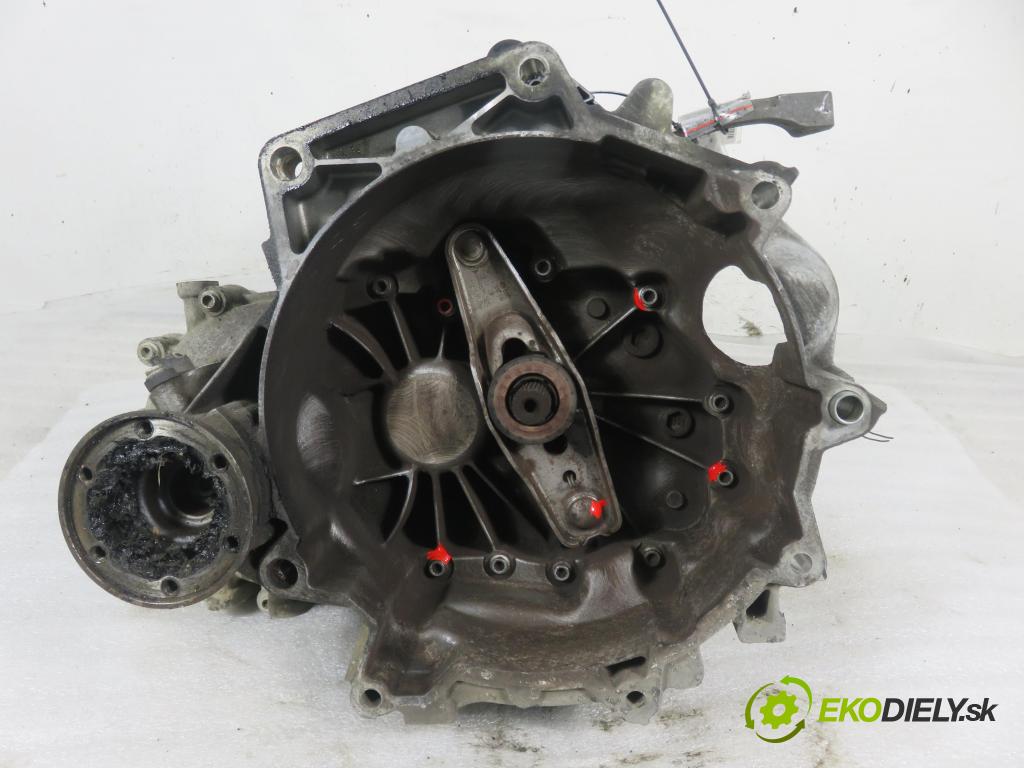 SKODA ROOMSTER (5J) HB 2010 51,00 1.4 TDI - BNM 1422,00 převodovka MANUALNA LVD