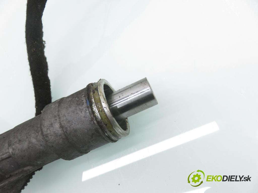 CITROEN C3 II (SC_) HB 2010 0,00 1.6 HDi 90 - 9HX (DV6ATED4) 1560,00 Riadenie ZE riadením 21881044