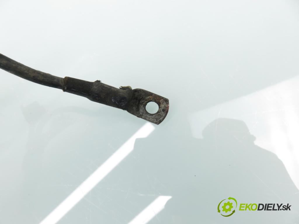 CITROEN C3 II (SC_) HB 2010 0,00 1.6 HDi 90 - 9HX (DV6ATED4) 1560,00 Riadenie ZE riadením 21881044