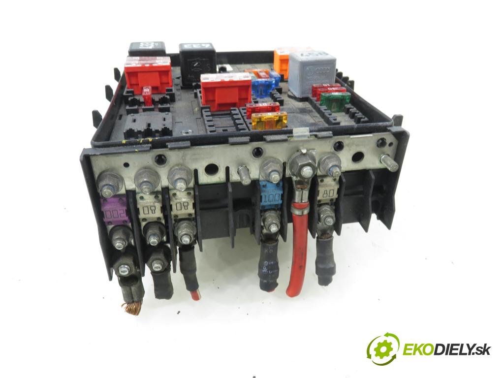 AUDI A3 (8P1) HB 2003 77,00 1.9 TDI PD 105 - BKC 1896,00 MODUL BSI 1K0937124H