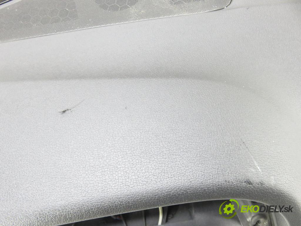 AUDI A4 Avant (8K5, B8) KOMBI 2010 105,00 2.0 TDI - CAGA 1968,00 palubovka