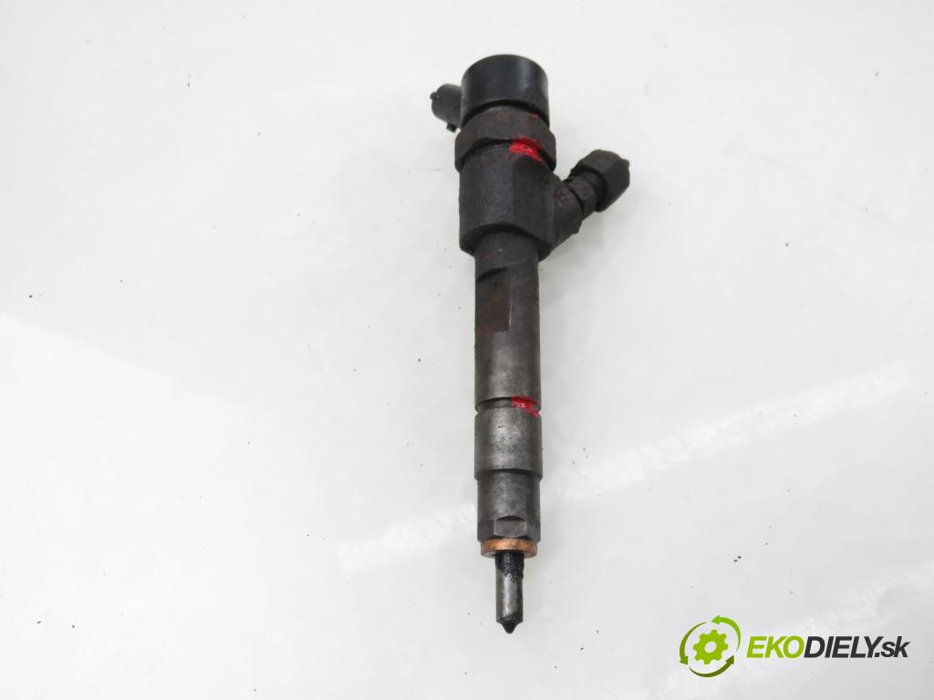 RENAULT TRAFIC II Skrzynia (FL) FURGON 2002 74,00 1.9 dCi - F9Q 760 1870,00 vstrekovač 0445110021 ; 7700111014 (Vstrekovač paliva)