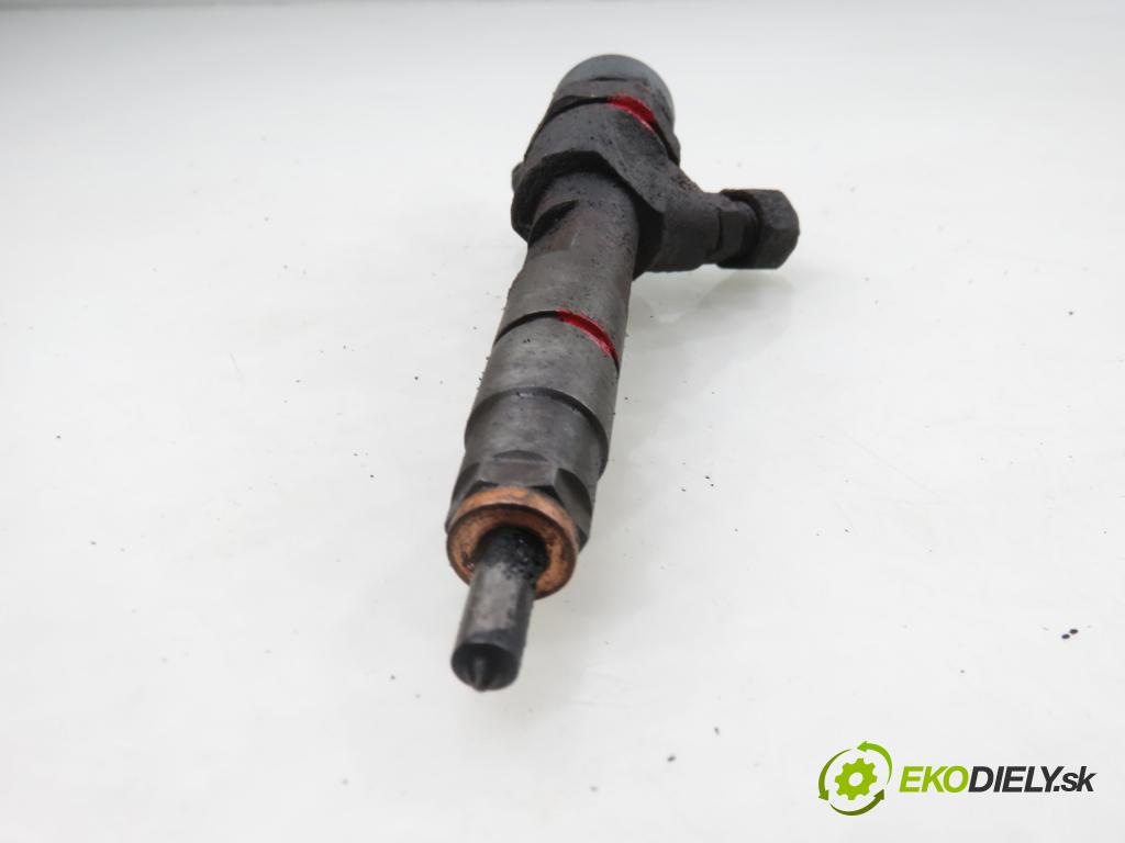 RENAULT TRAFIC II Skrzynia (FL) FURGON 2002 74,00 1.9 dCi - F9Q 760 1870,00 vstrekovač 0445110021 ; 7700111014 (Vstrekovač paliva)