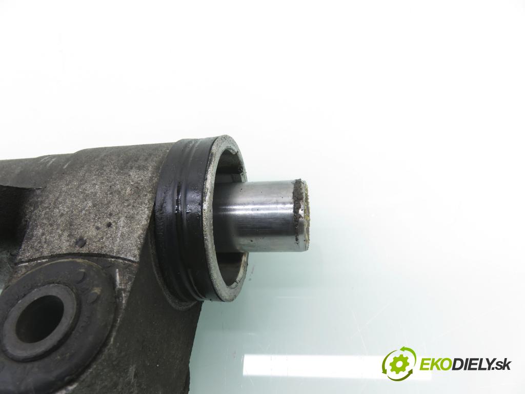 OPEL VECTRA C (Z02) KOMBI 2004 110,00 1.9 CDTI - Z 19 DTH 1910,00 Riadenie ZE riadením 0250080082101