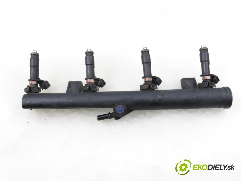 CITROEN C4 Picasso I (UD_) MINIVAN 2007 92,00 1.8 i 16V - 6FY (EW7A) 1749,00 Lišta vstrekovacia 9628084680 (Vstrekovacia lišta)