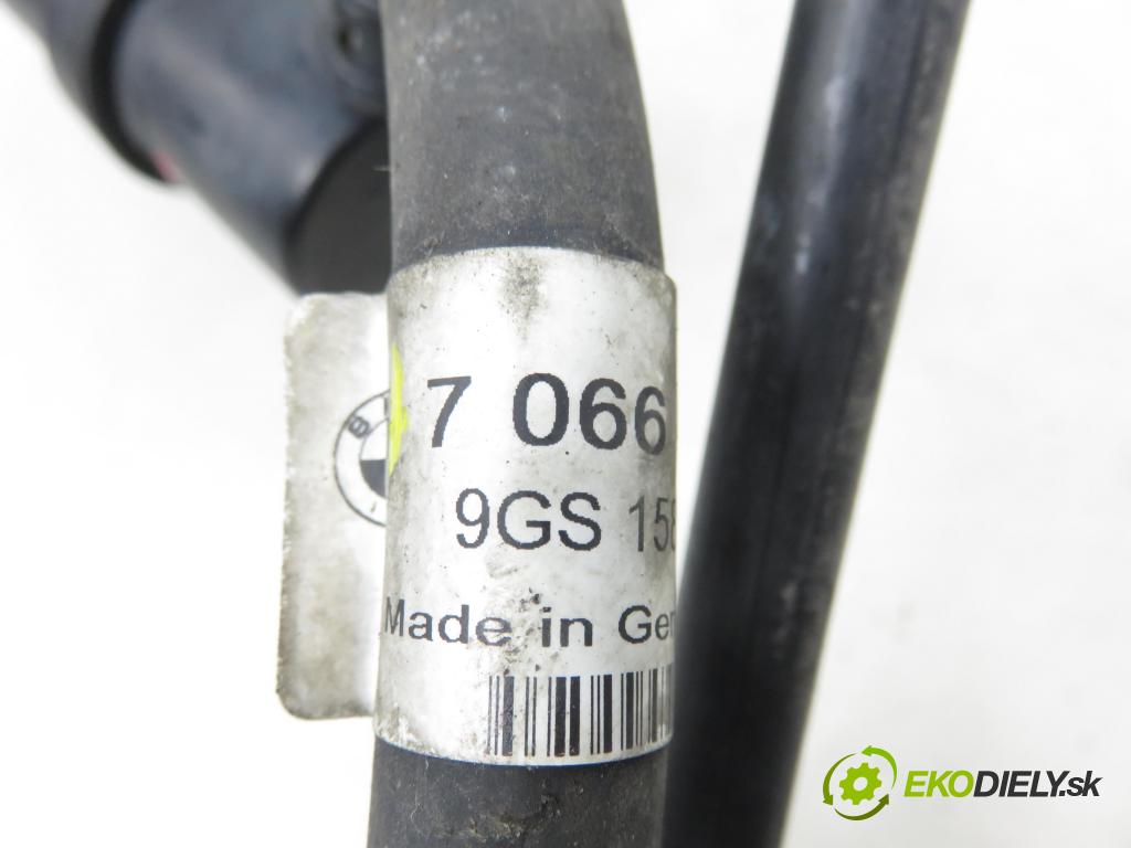 BMW 5 (E60) SEDAN 2005 0,00 530 d - M57 D30 (306D2) 2993,00 ostrekovač ostrekovača svetla 7066010