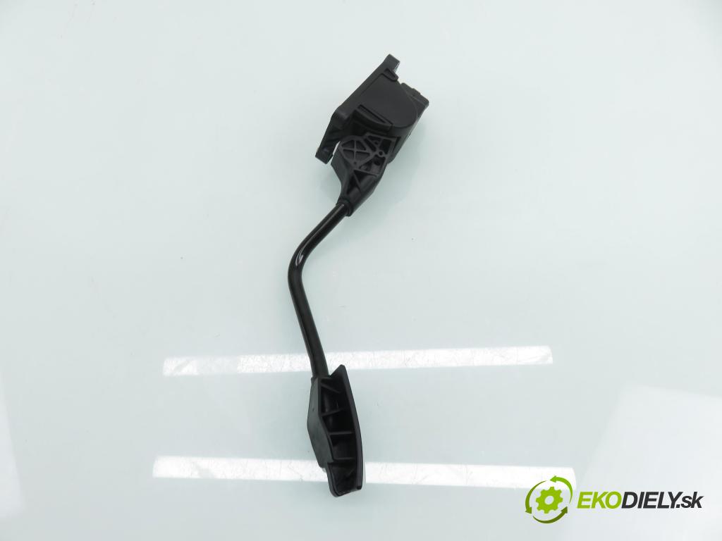 PEUGEOT 508 SW I (8E_) KOMBI 2011 115,00 1.6 THP - 5FV (EP6CDT) 1598,00 potenciometr plynového pedálu 0280755159 ; 9686212980 (Potenciometr plynového pedálu)