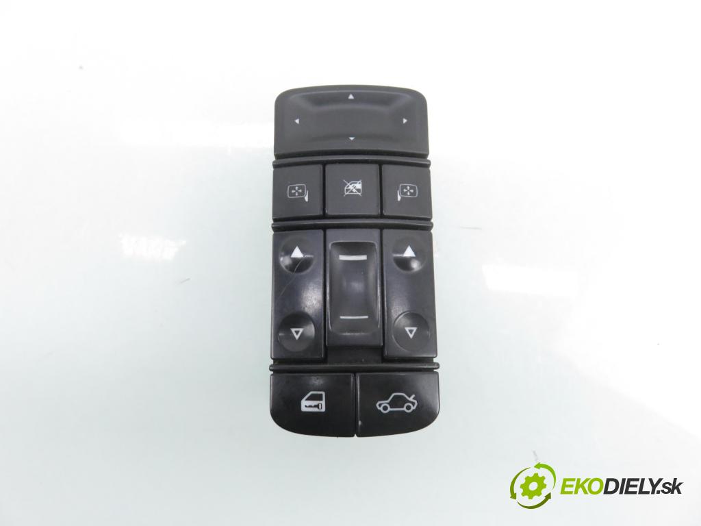 OPEL VECTRA C GTS (Z02) LIFTBACK 2005 114,00 2.2 direct 155 - Z 22 YH 2198,00 Panel ovládania okien 09185954