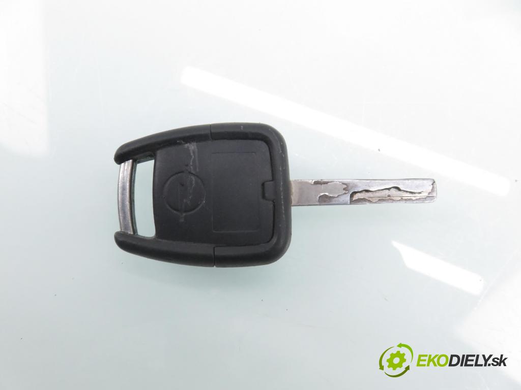 OPEL VECTRA C GTS (Z02) LIFTBACK 2005 114,00 2.2 direct 155 - Z 22 YH 2198,00 páčka/prepínač 13162134DL