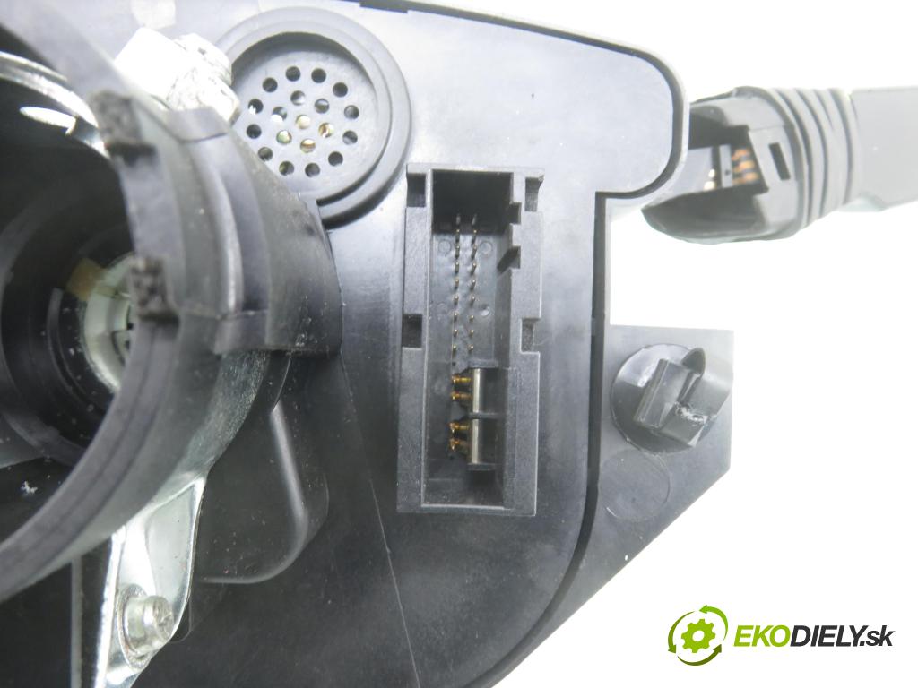 OPEL VECTRA C GTS (Z02) LIFTBACK 2005 114,00 2.2 direct 155 - Z 22 YH 2198,00 páčka/prepínač 13162134DL