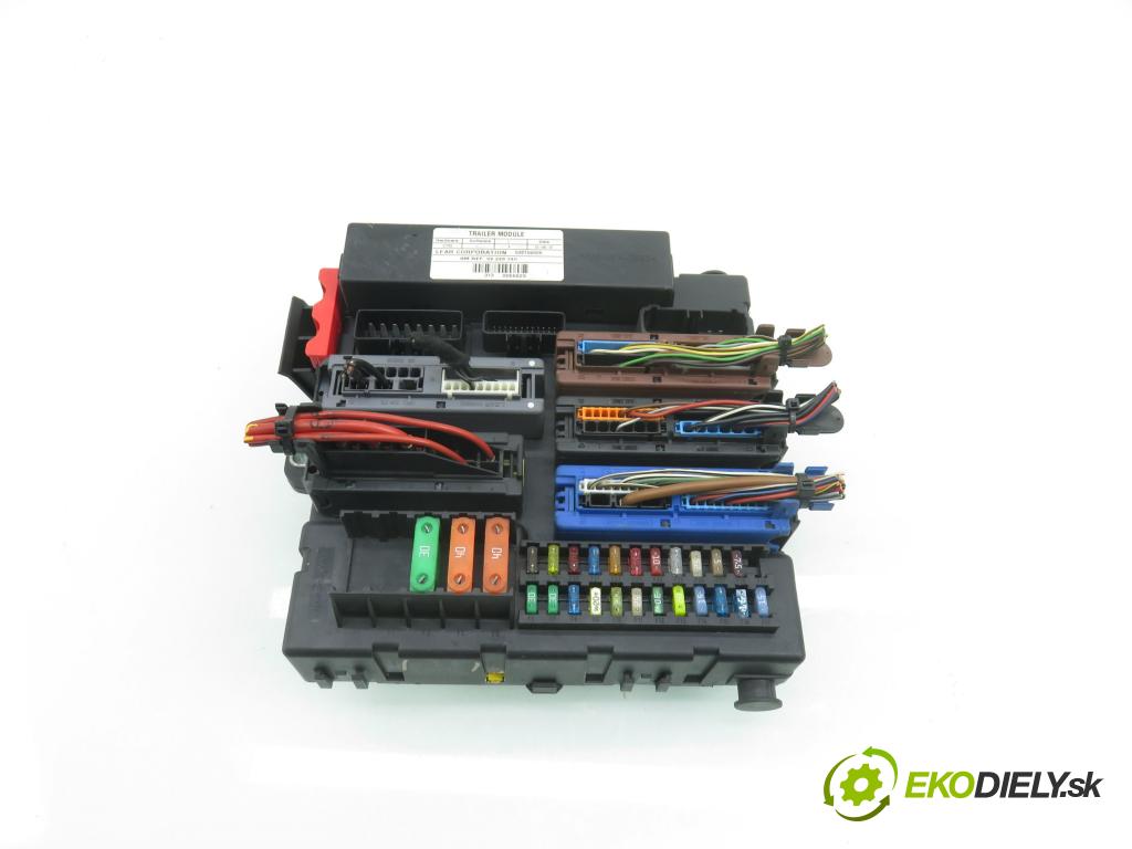 OPEL VECTRA C GTS (Z02) LIFTBACK 2005 114,00 2.2 direct 155 - Z 22 YH 2198,00 MODUL BSI 13189924EU