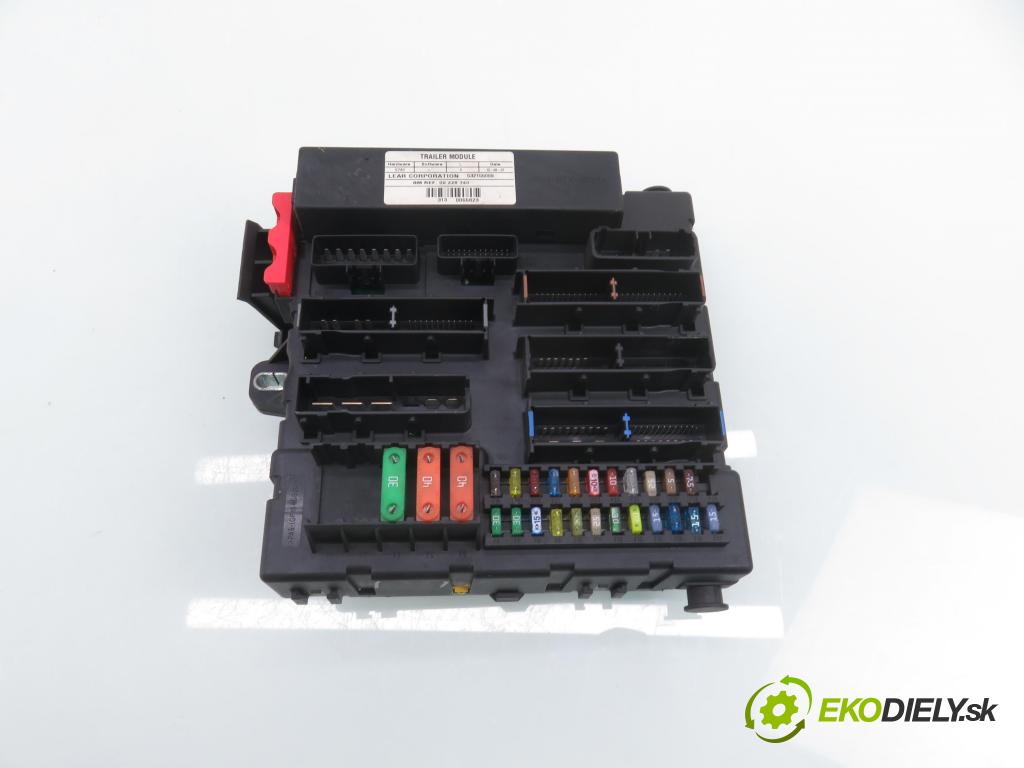 OPEL VECTRA C GTS (Z02) LIFTBACK 2005 114,00 2.2 direct 155 - Z 22 YH 2198,00 MODUL BSI 13189924EU