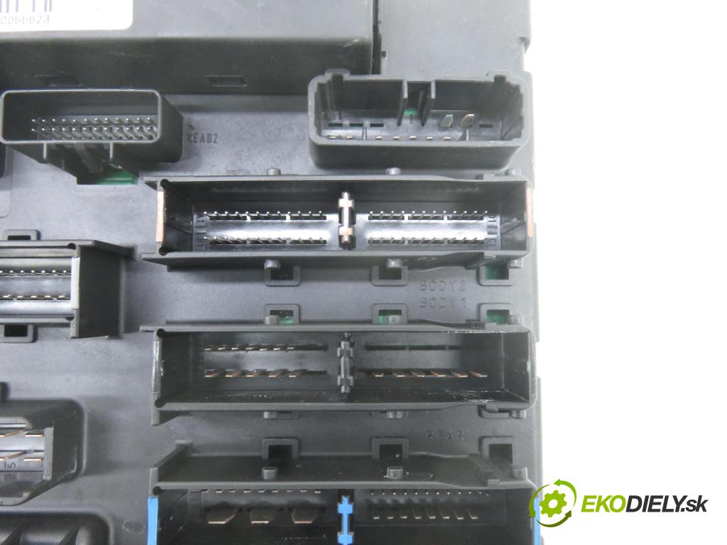 OPEL VECTRA C GTS (Z02) LIFTBACK 2005 114,00 2.2 direct 155 - Z 22 YH 2198,00 MODUL BSI 13189924EU