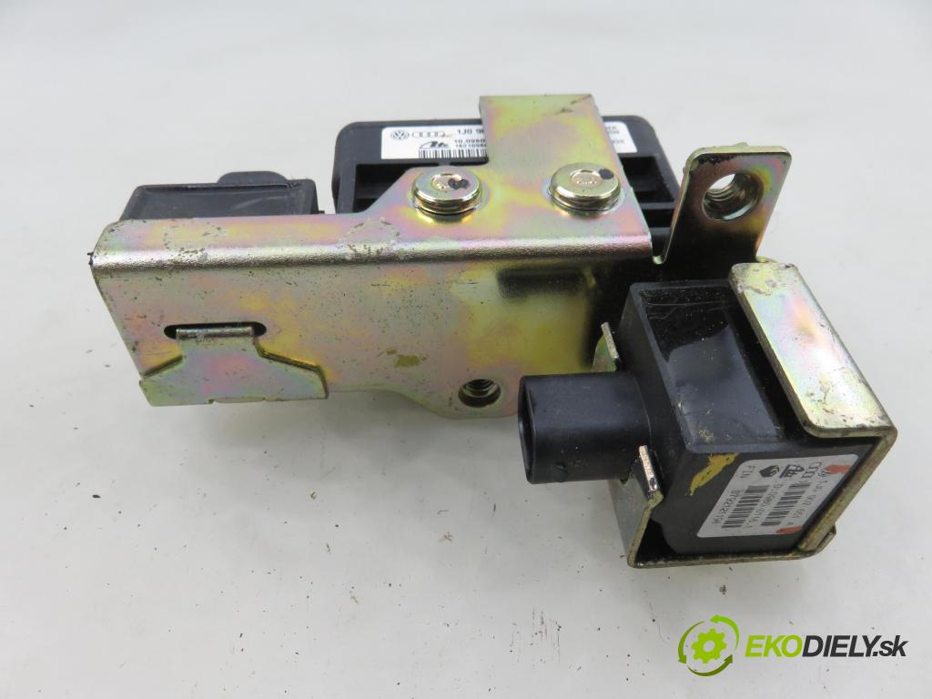 VW SHARAN (7M8, 7M9, 7M6) VAN 2002 85,00 1.9 TDI PD 115 4motion - AUY 1896,00 Snímač ESP 7M3907637A ; 1J0907651A