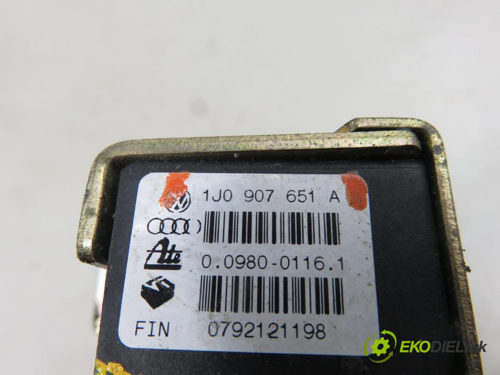 VW SHARAN (7M8, 7M9, 7M6) VAN 2002 85,00 1.9 TDI PD 115 4motion - AUY 1896,00 Snímač ESP 7M3907637A ; 1J0907651A