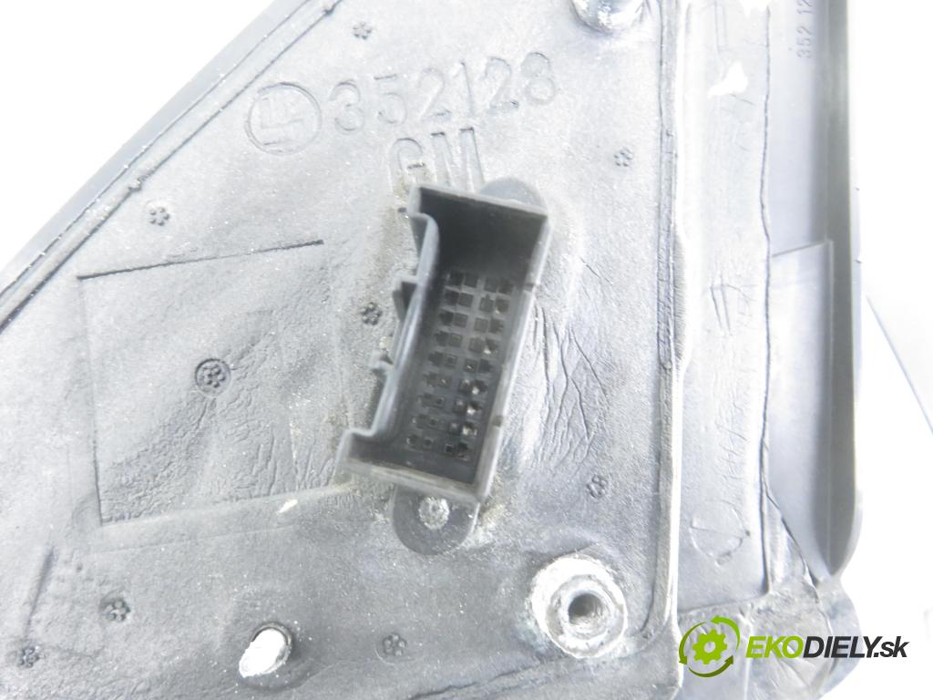 OPEL VECTRA C GTS (Z02) LIFTBACK 2005 114,00 2.2 direct 155 - Z 22 YH 2198,00 Spätné zrkadlo