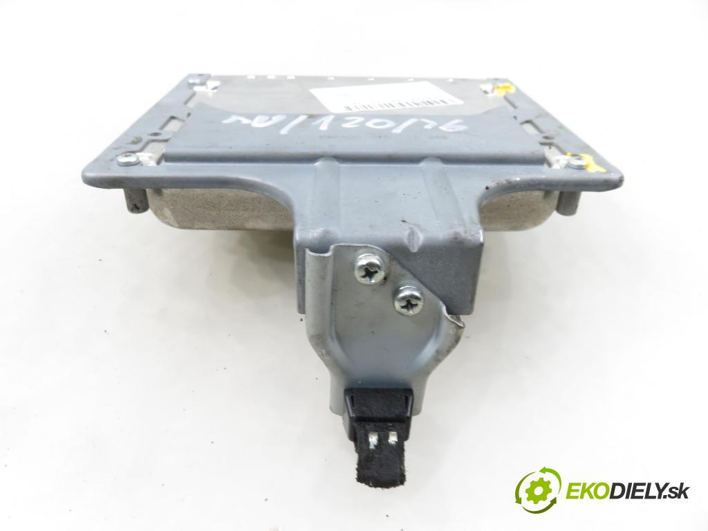 TOYOTA YARIS (_P1_) HB 2004 55,00 1.4 D-4D (NLP10_) - 1ND-TV 1364,00 Riadiaca jednotka Motor 0281011651 ; 896610D171