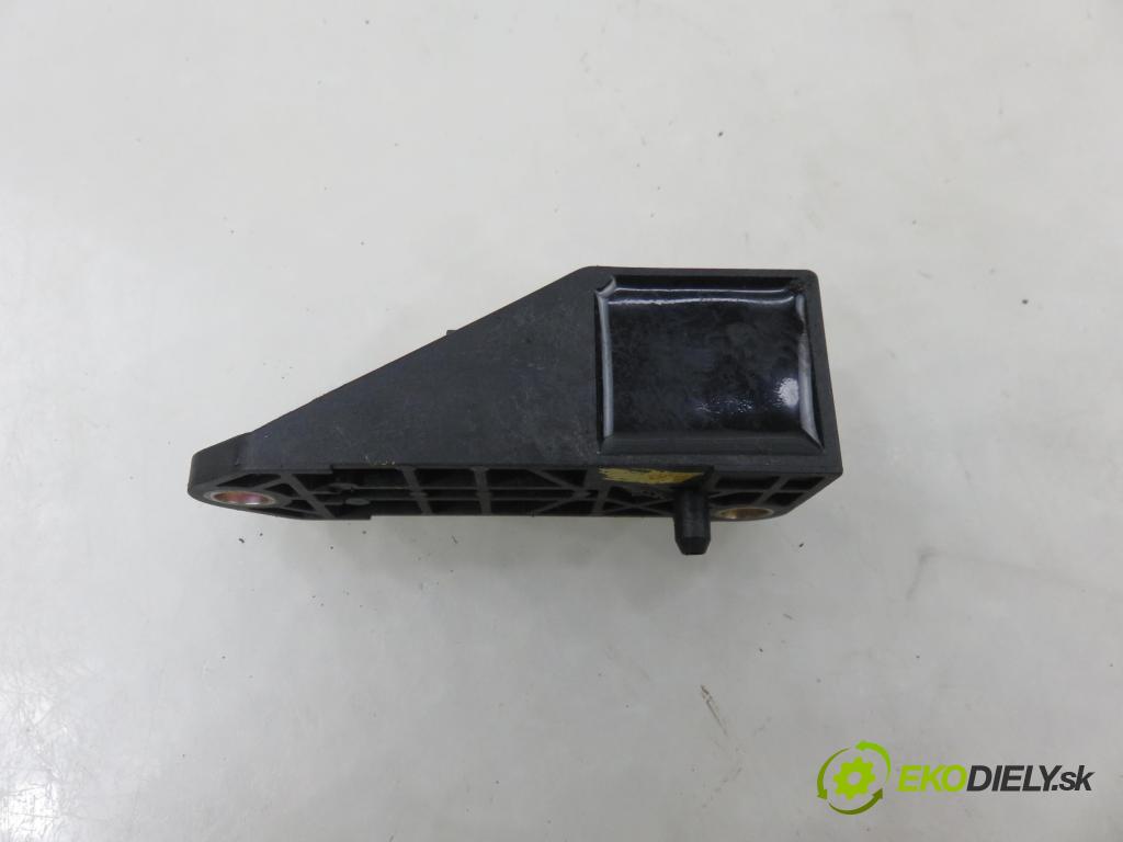 VW SHARAN (7M8, 7M9, 7M6) VAN 2002 85,00 1.9 TDI PD 115 4motion - AUY 1896,00 snímač nárazu 6Q0909606 (Snímač nárazu)