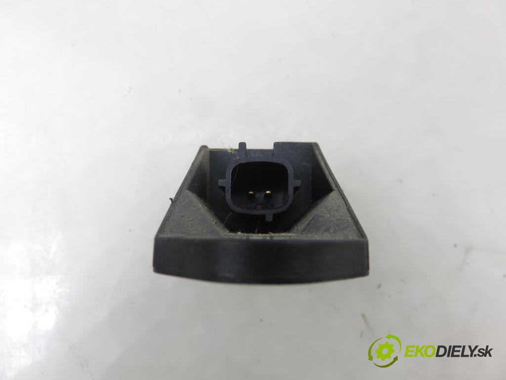 VW SHARAN (7M8, 7M9, 7M6) VAN 2002 85,00 1.9 TDI PD 115 4motion - AUY 1896,00 Snímač nárazu 6Q0909606 ; 5WK42895 (Snímač nárazu)