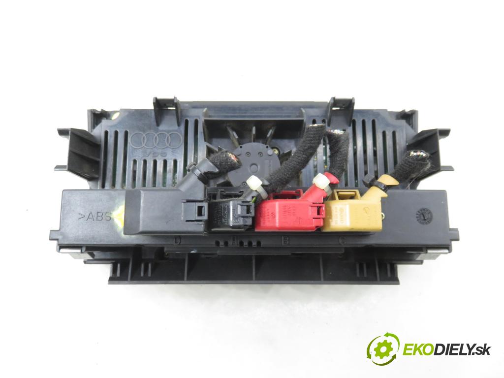 AUDI A3 (8P1) HB 2003 77,00 1.9 TDI PD 105 - BKC 1896,00 Panel kúrenia KLIMATRONIK 8P0820043D