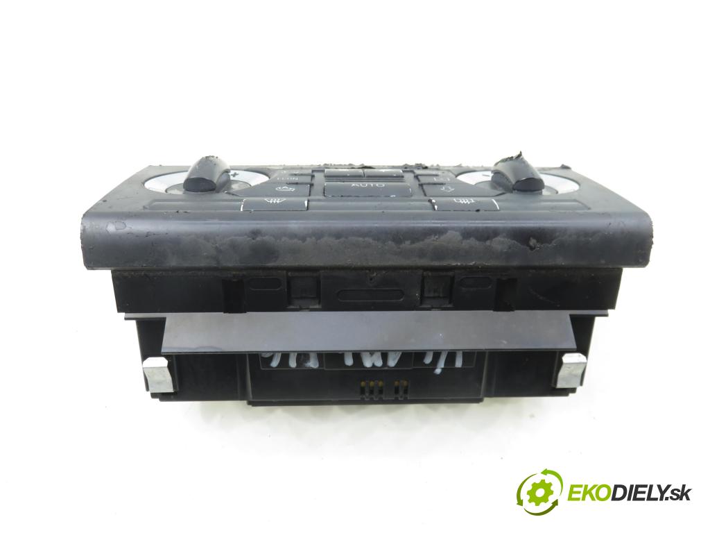 AUDI A3 (8P1) HB 2003 77,00 1.9 TDI PD 105 - BKC 1896,00 Panel kúrenia KLIMATRONIK 8P0820043D