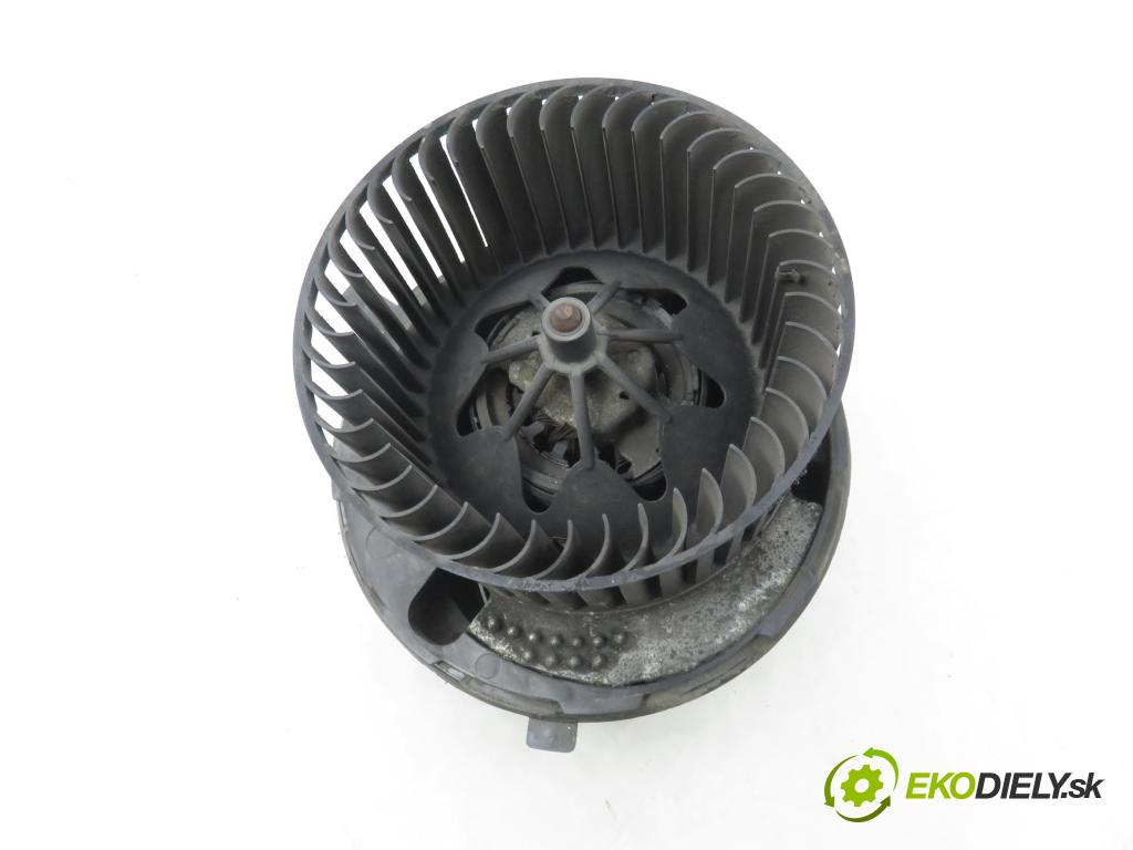 AUDI A3 (8P1) HB 2003 77,00 1.9 TDI PD 105 - BKC 1896,00 Ventilátor vetráku F983228M ; 1K1820015