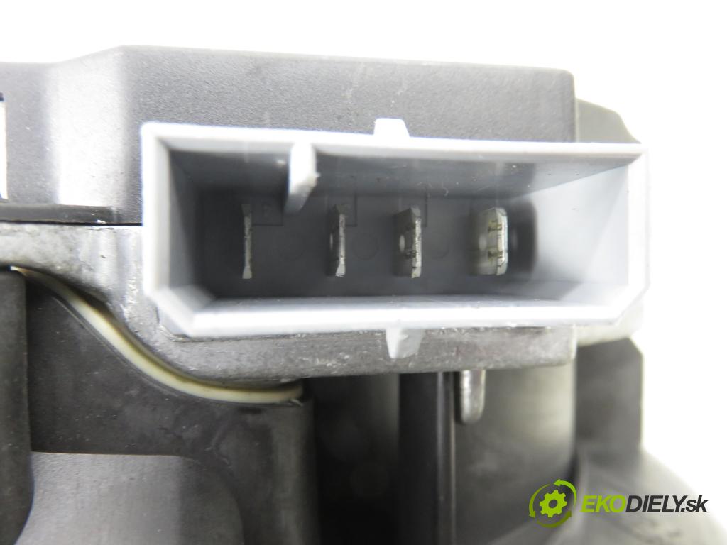 OPEL VECTRA C GTS (Z02) LIFTBACK 2005 114,00 2.2 direct 155 - Z 22 YH 2198,00 Ventilátor vetráku 985852T ; 006962R