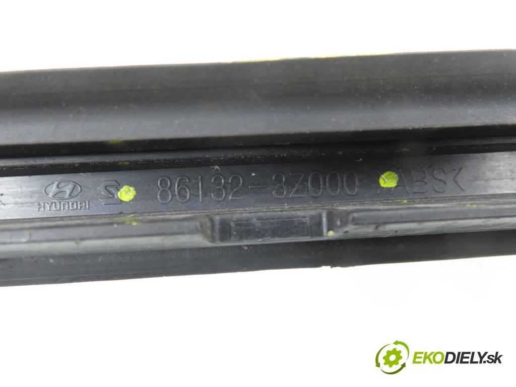 HYUNDAI i40 CW (VF) KOMBI 2012 100,00 1.7 CRDi 136 - D4FD 1685,00 Lišta okna predný 861313Z000 ; 861323Z000