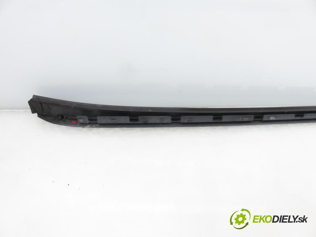 HYUNDAI i40 CW (VF) KOMBI 2012 100,00 1.7 CRDi 136 - D4FD 1685,00 Lišta okna predný 861313Z000 ; 861323Z000