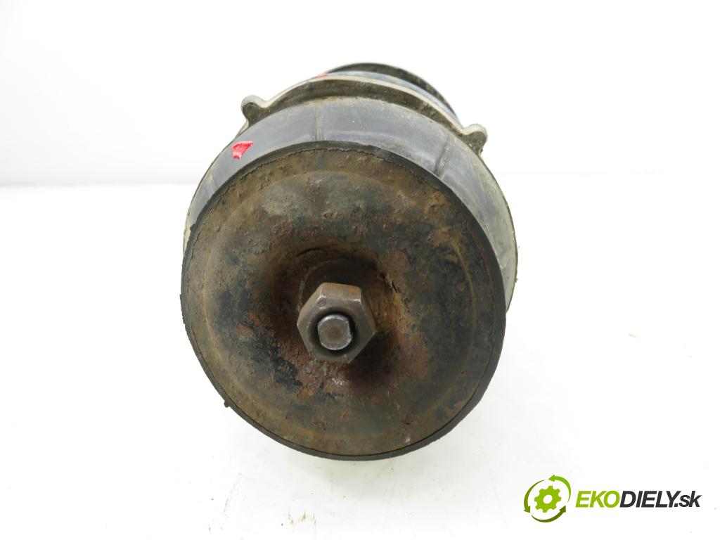 OPEL CORSA C (X01) HB 2002 43,00 1.0 12V 58 - Z 10 XE 973,00 MCPERSON LP AGX027MT