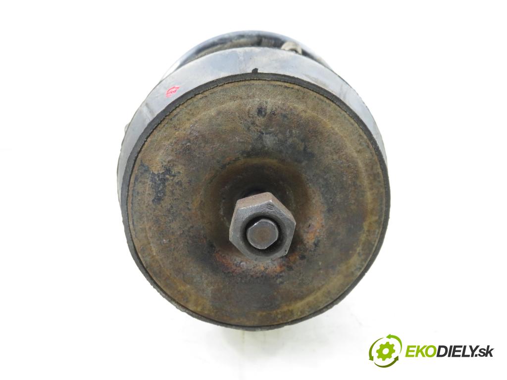 OPEL CORSA C (X01) HB 2002 43,00 1.0 12V 58 - Z 10 XE 973,00 MCPERSON PP AGX026MT