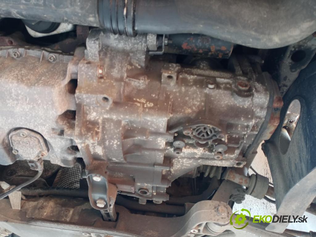 VW PASSAT B6 (3C2) SEDAN 2005 77,00 1.9 TDI PD 105 - BKC 1896,00 převodovka MANUALNA JCX