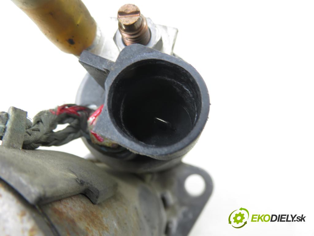 VW PASSAT B6 (3C2) SEDAN 2005 110,00 2.0 FSI - BLR 1984,00 startér 02Z911023G ; D6GS11 (Startér)