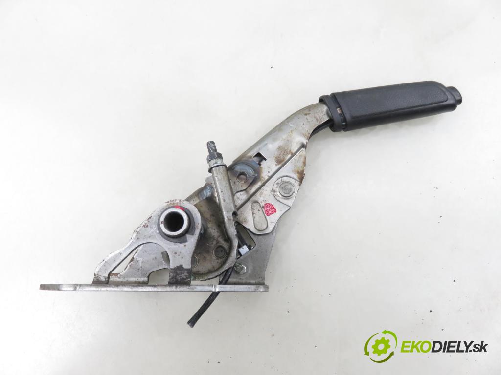 FORD FOCUS C-MAX (DM2) MINIVAN 2004 74,00 1.6 - HWDA 1596,00 PÁKA: brzdy MANUÁLNY: 3M512780AK