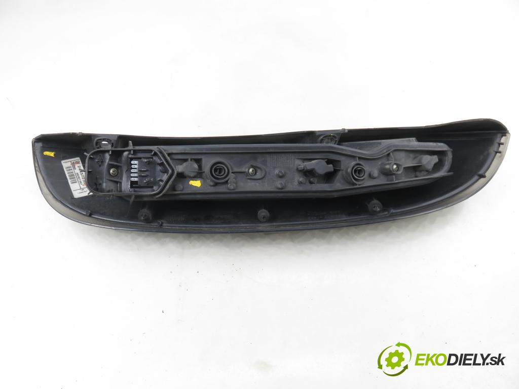 OPEL CORSA C (X01) HB 2004 51,00 1.3 CDTI - Z 13 DT 1248,00 Svetlo ľavé zadné 24457235